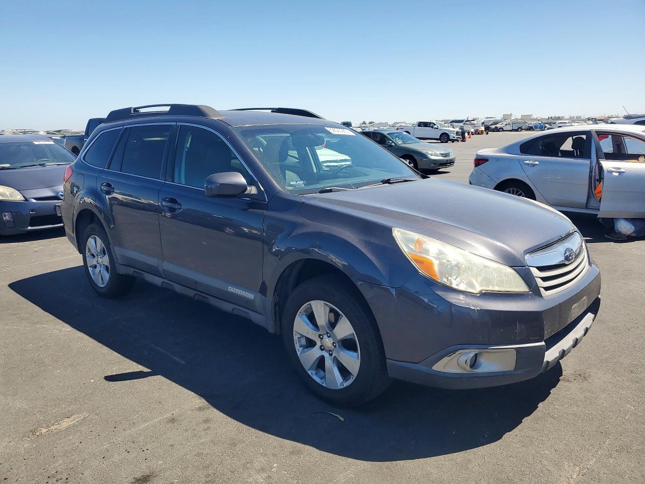 2012 SUBARU OUTBACK