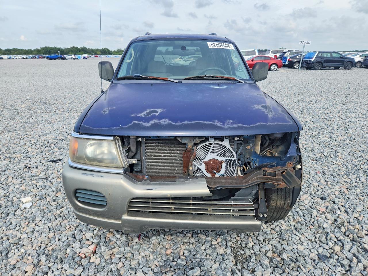 2002 MITSUBISHI MONTERO