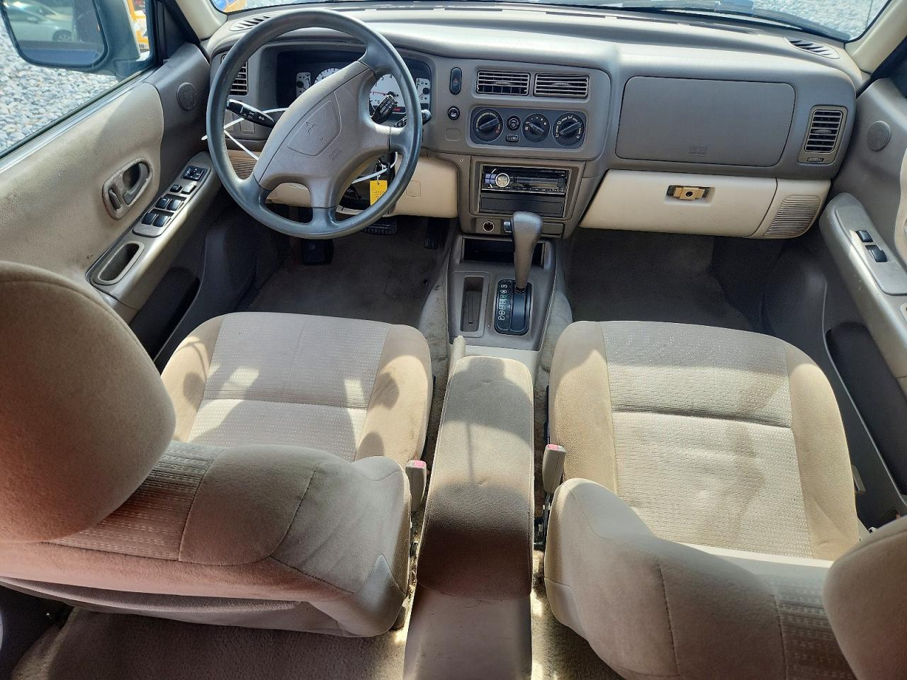 2002 MITSUBISHI MONTERO
