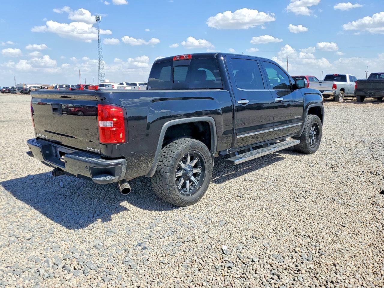 2015 GMC SIERRA