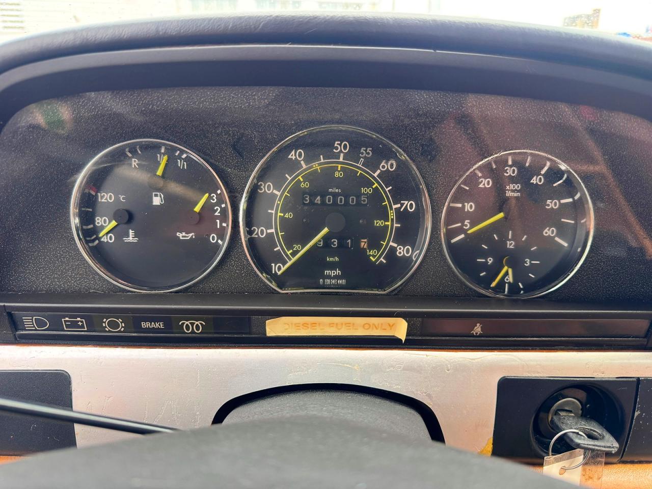 1982 MERCEDES-BENZ S-CLASS