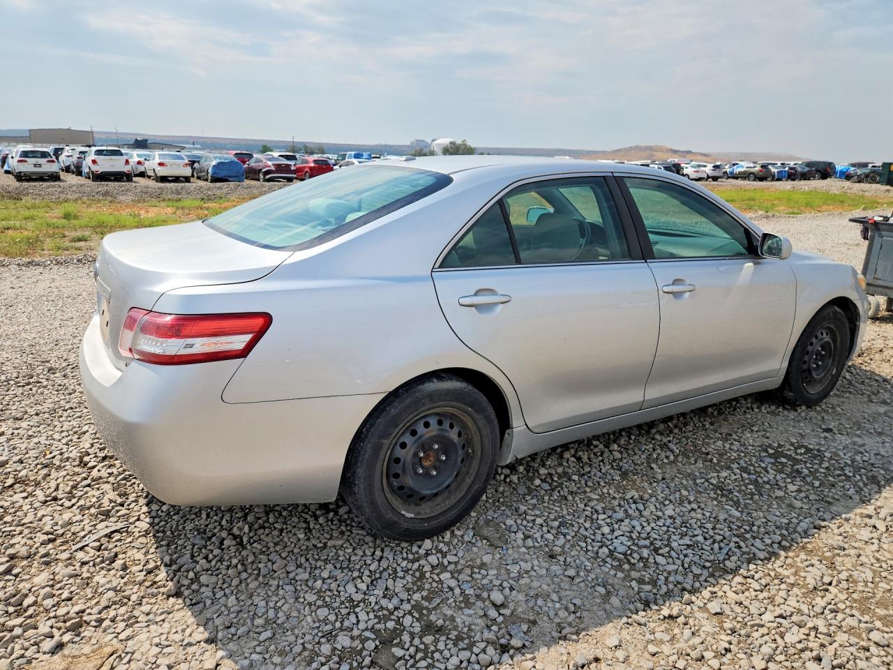 2010 TOYOTA CAMRY