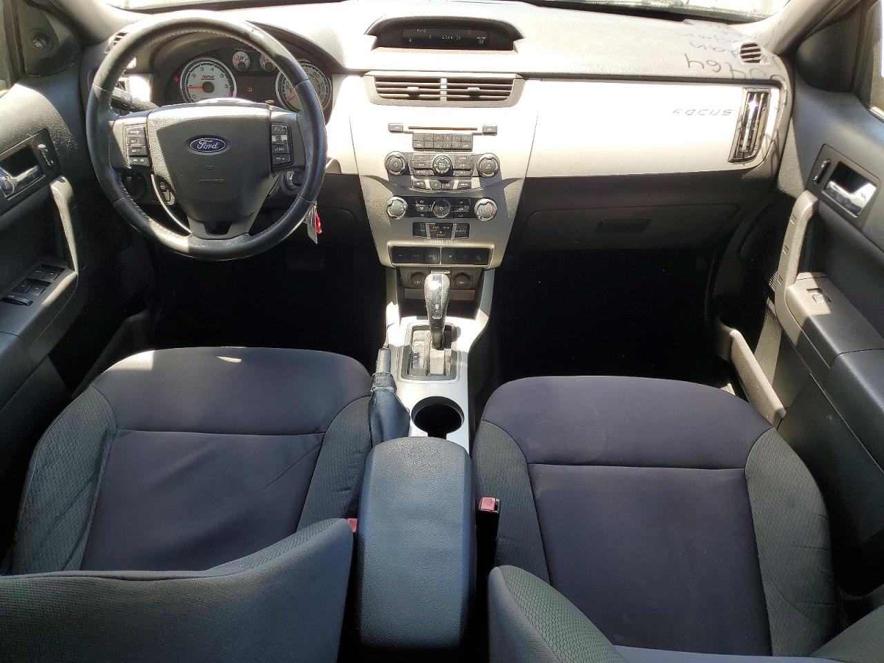 2011 FORD FOCUS