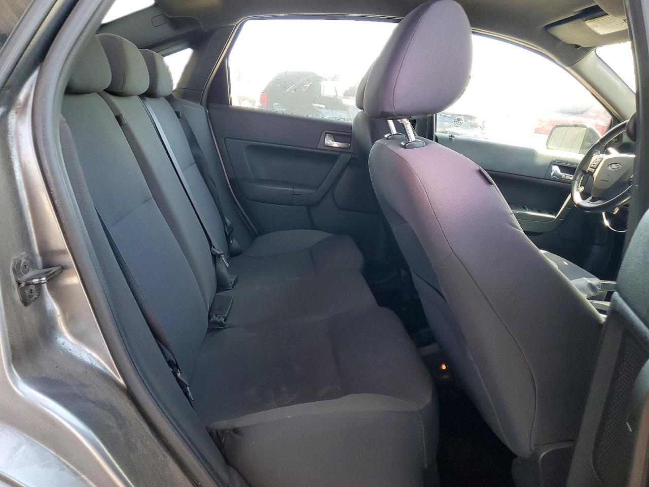 2011 FORD FOCUS
