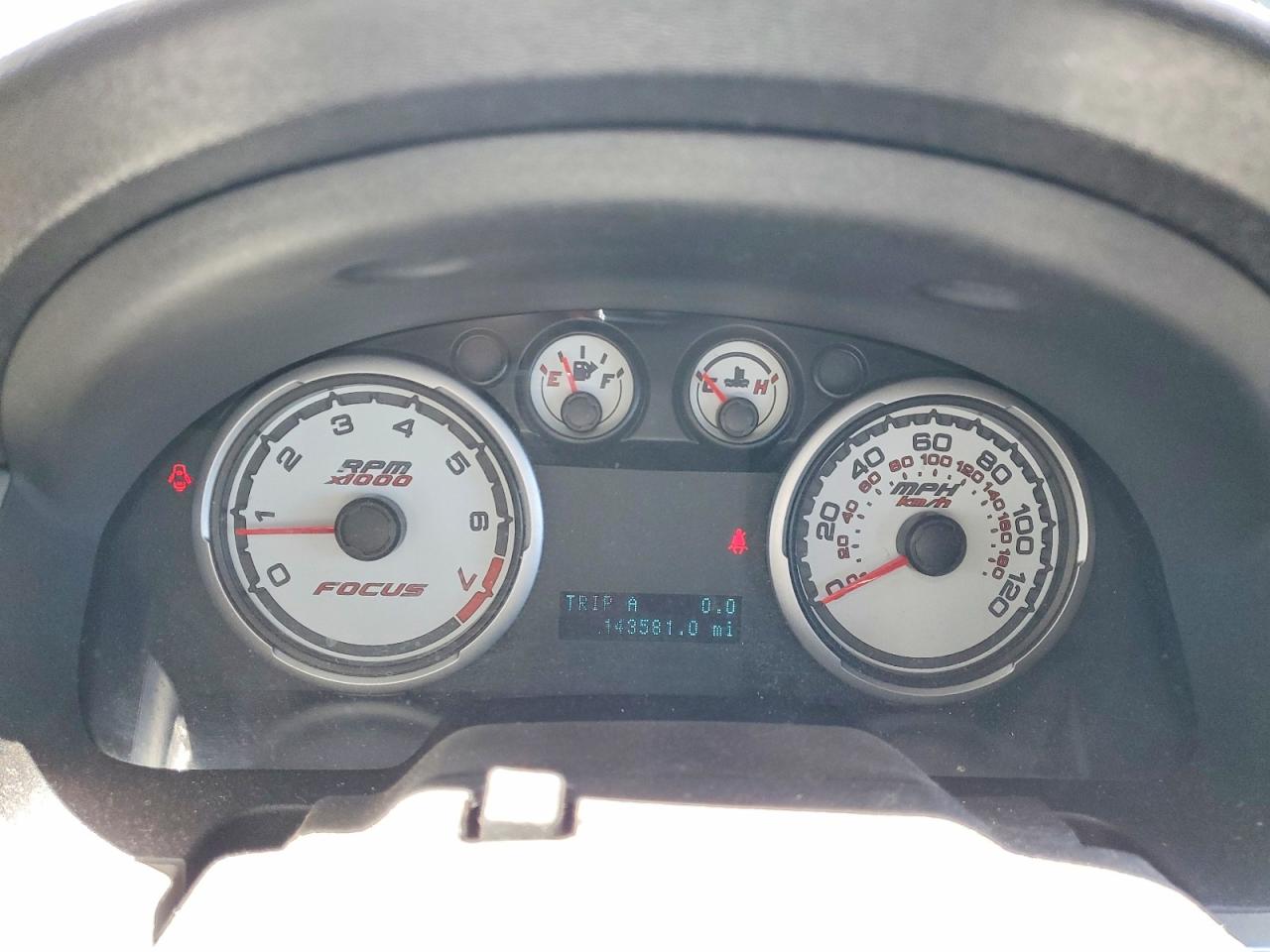 2011 FORD FOCUS
