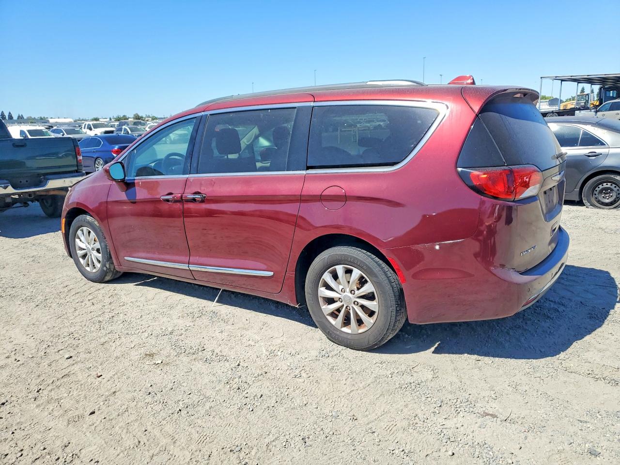 2017 CHRYSLER PACIFICA