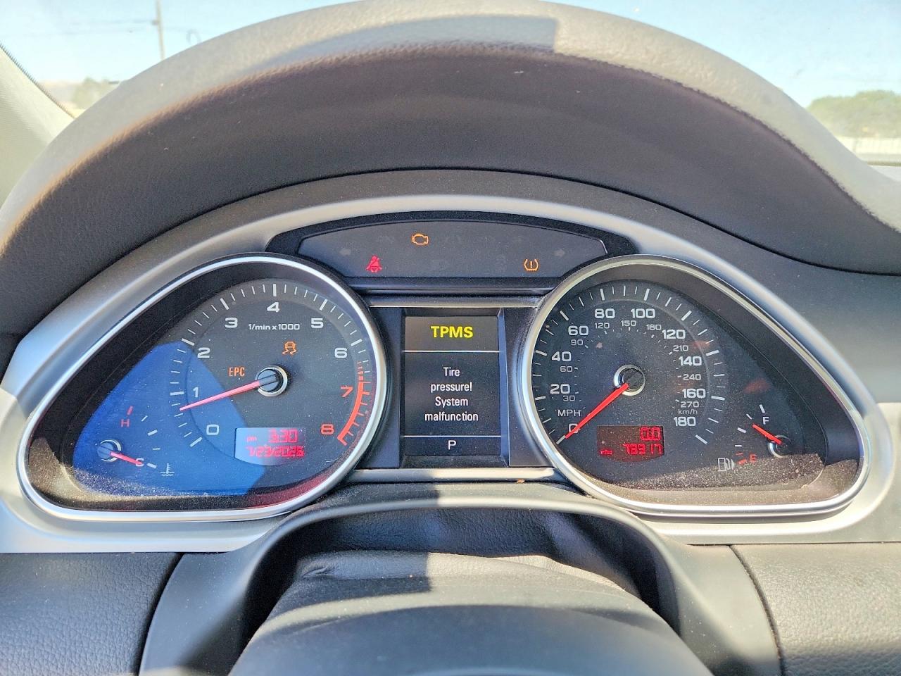 2011 AUDI Q7