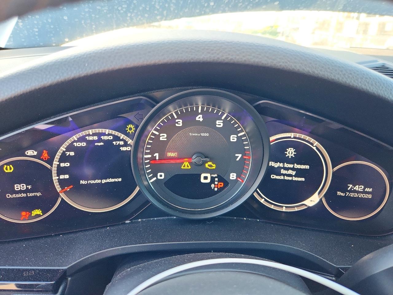 2021 PORSCHE CAYENNE