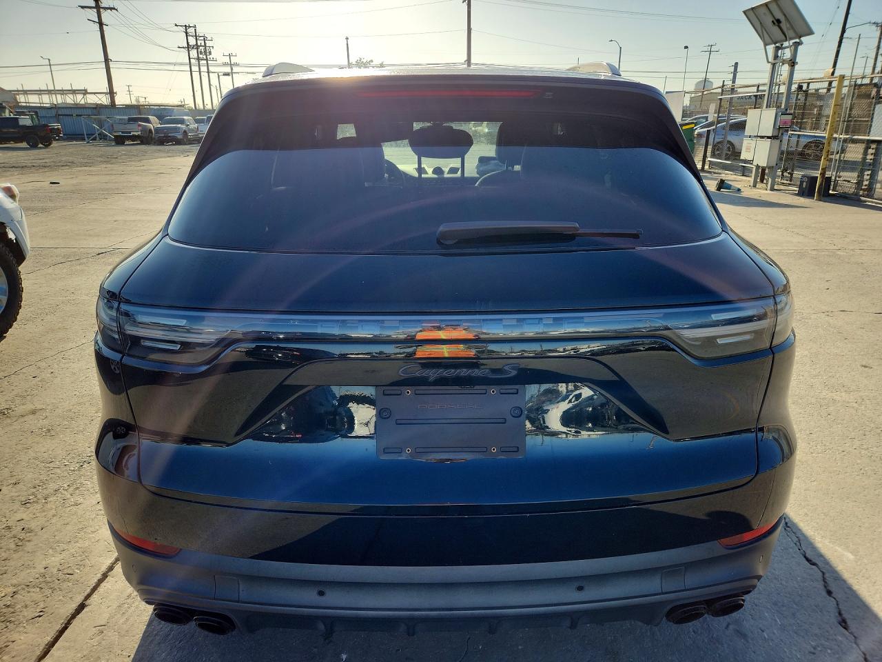 2021 PORSCHE CAYENNE