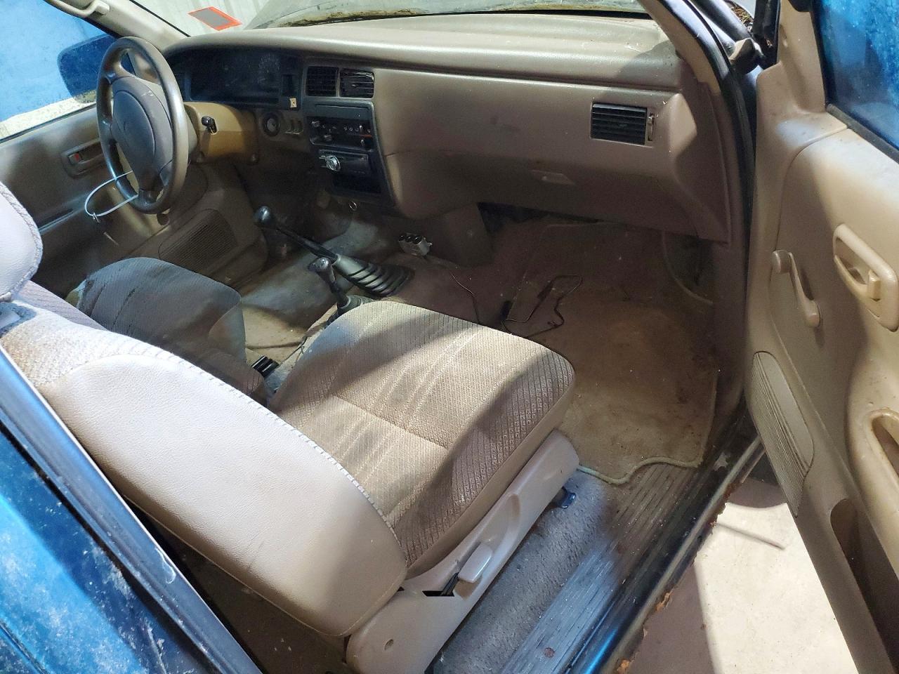 1995 TOYOTA T100