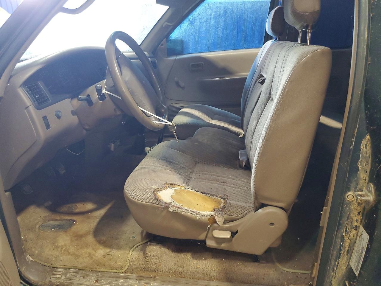 1995 TOYOTA T100