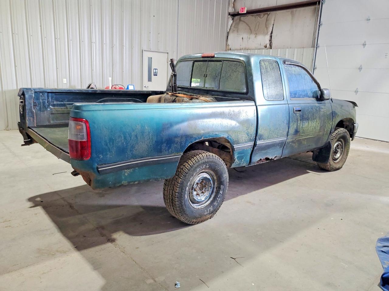 1995 TOYOTA T100