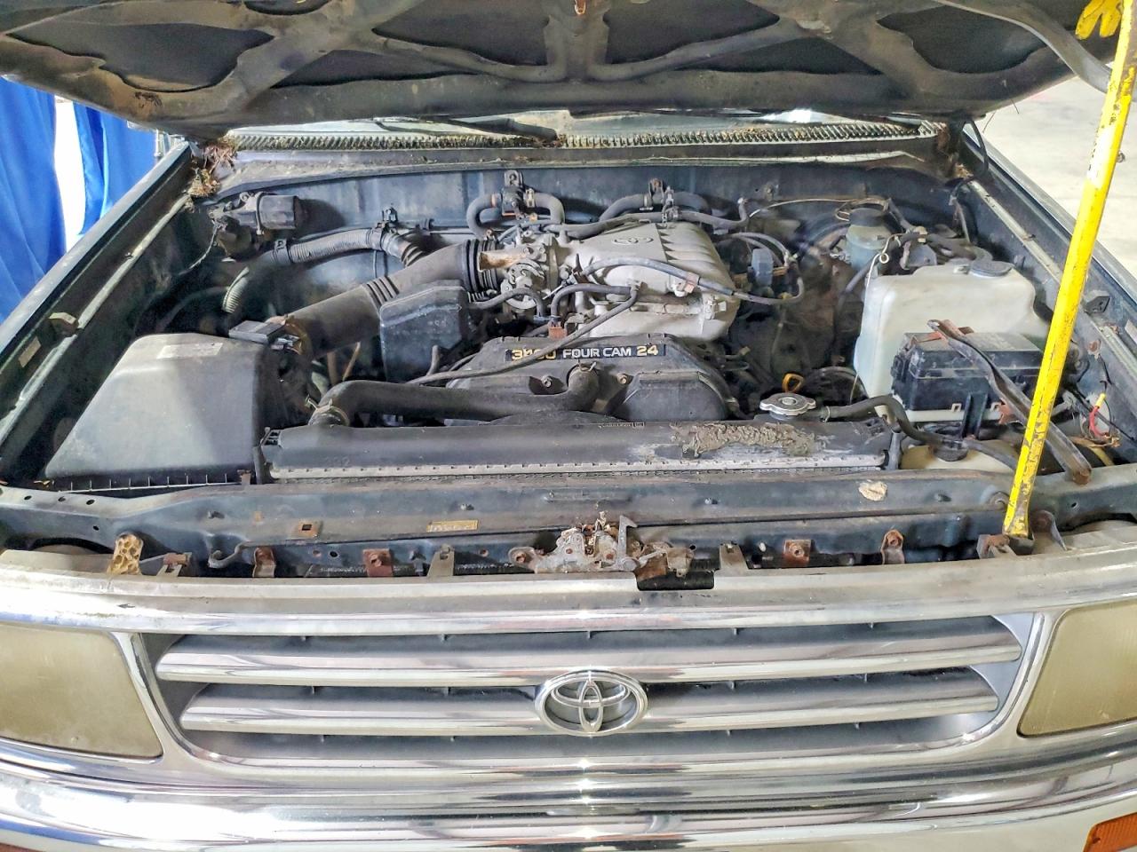1995 TOYOTA T100
