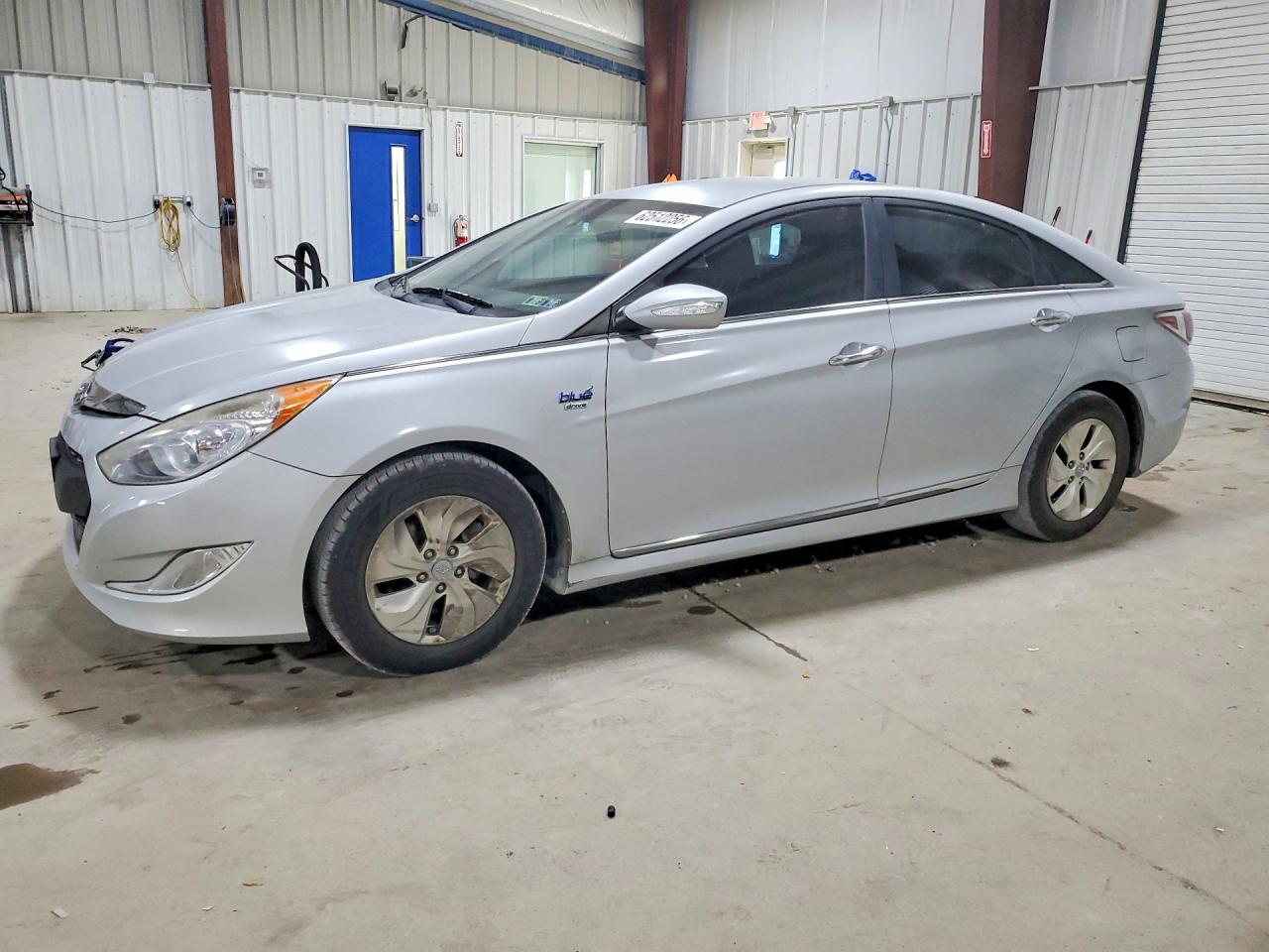 2014 HYUNDAI SONATA