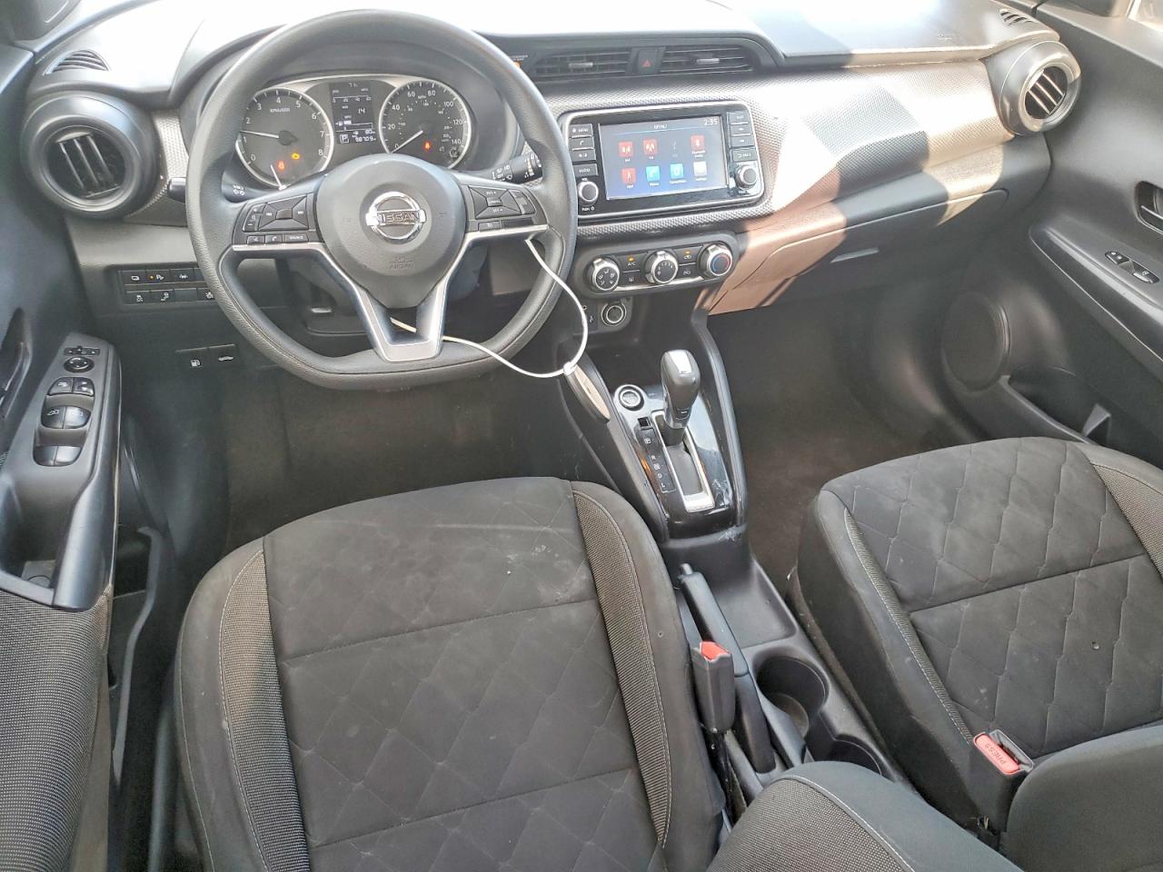2020 NISSAN KICKS