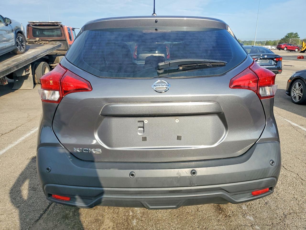2020 NISSAN KICKS