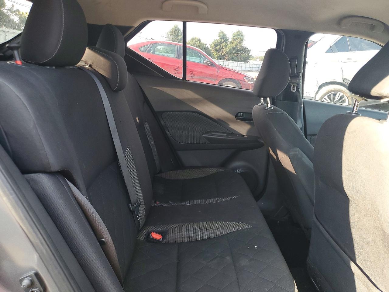 2020 NISSAN KICKS