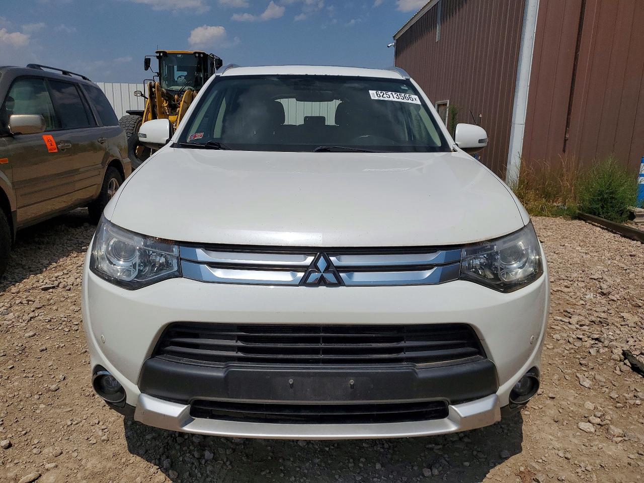 2015 MITSUBISHI OUTLANDER