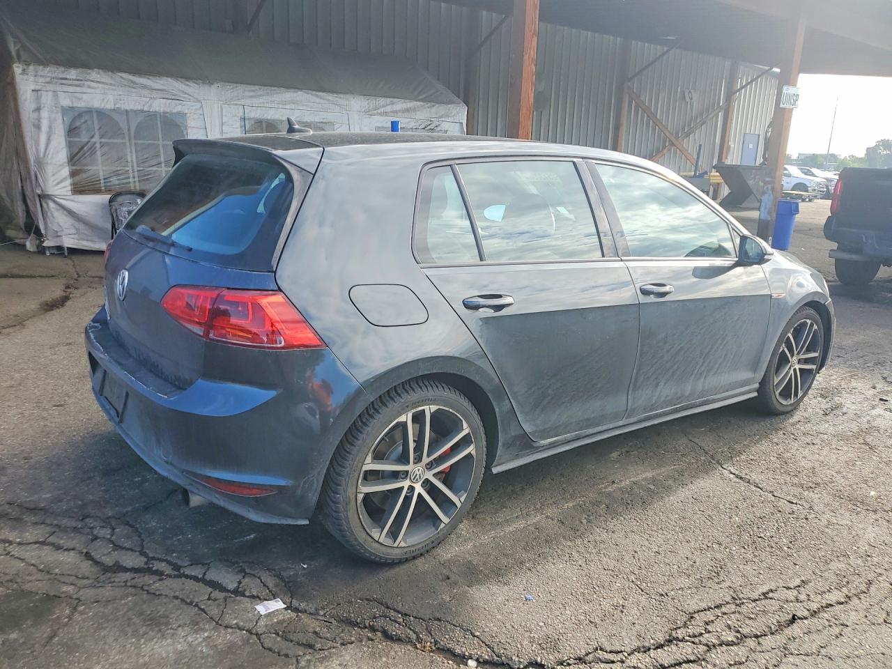 2017 VOLKSWAGEN GTI