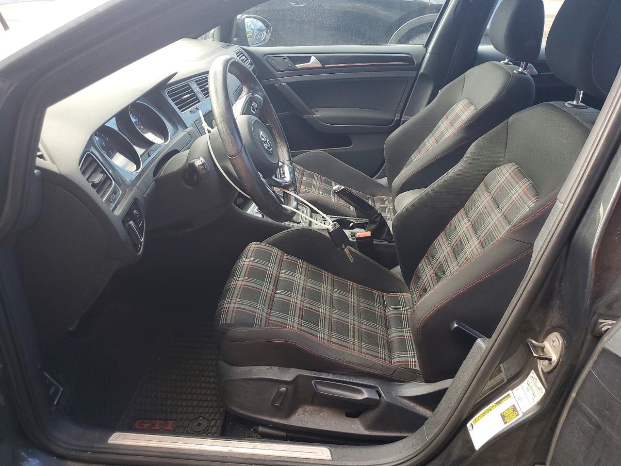 2017 VOLKSWAGEN GTI