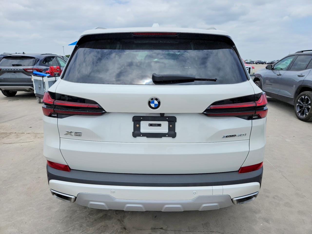 2025 BMW X5