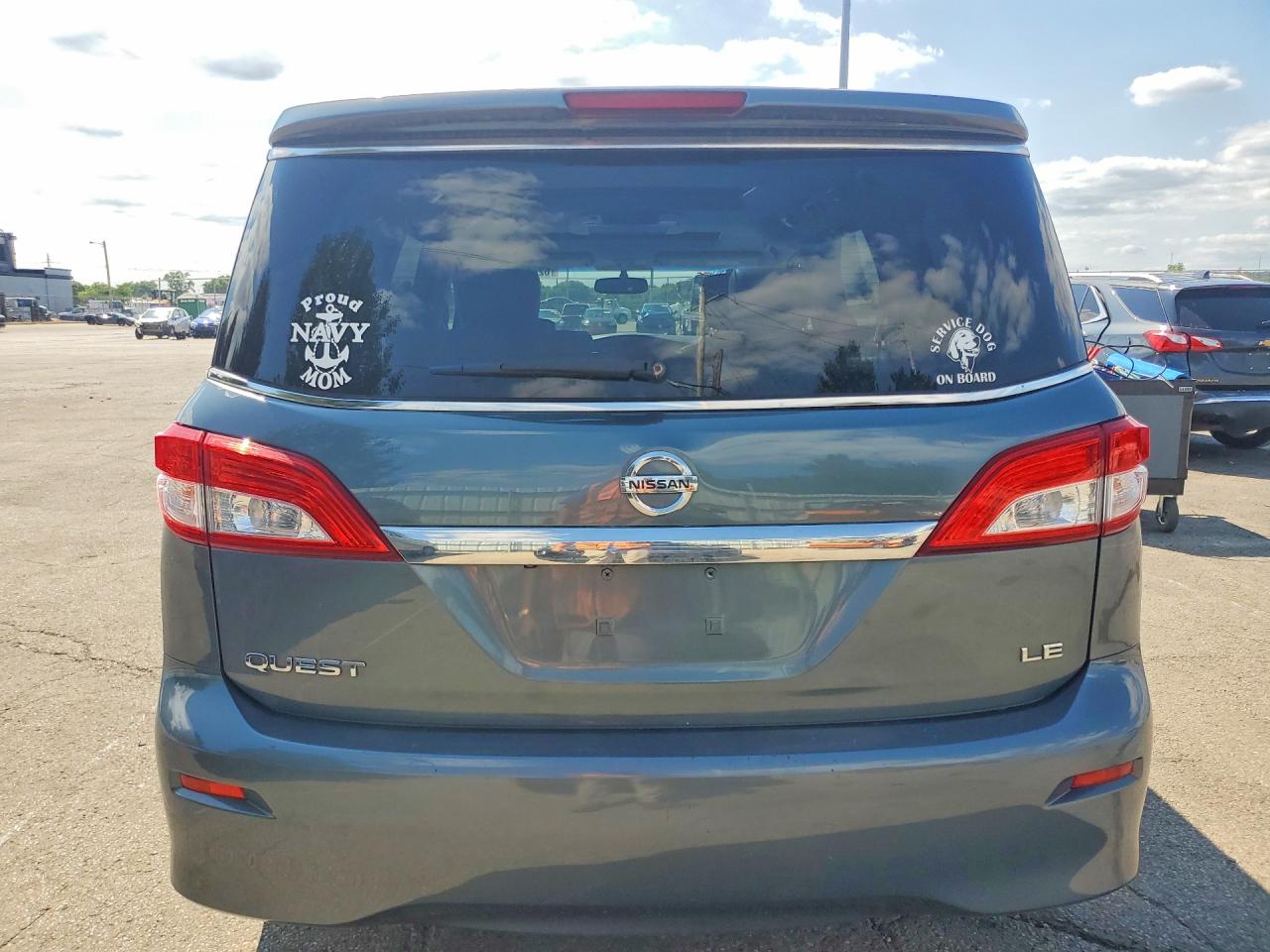 2012 NISSAN QUEST