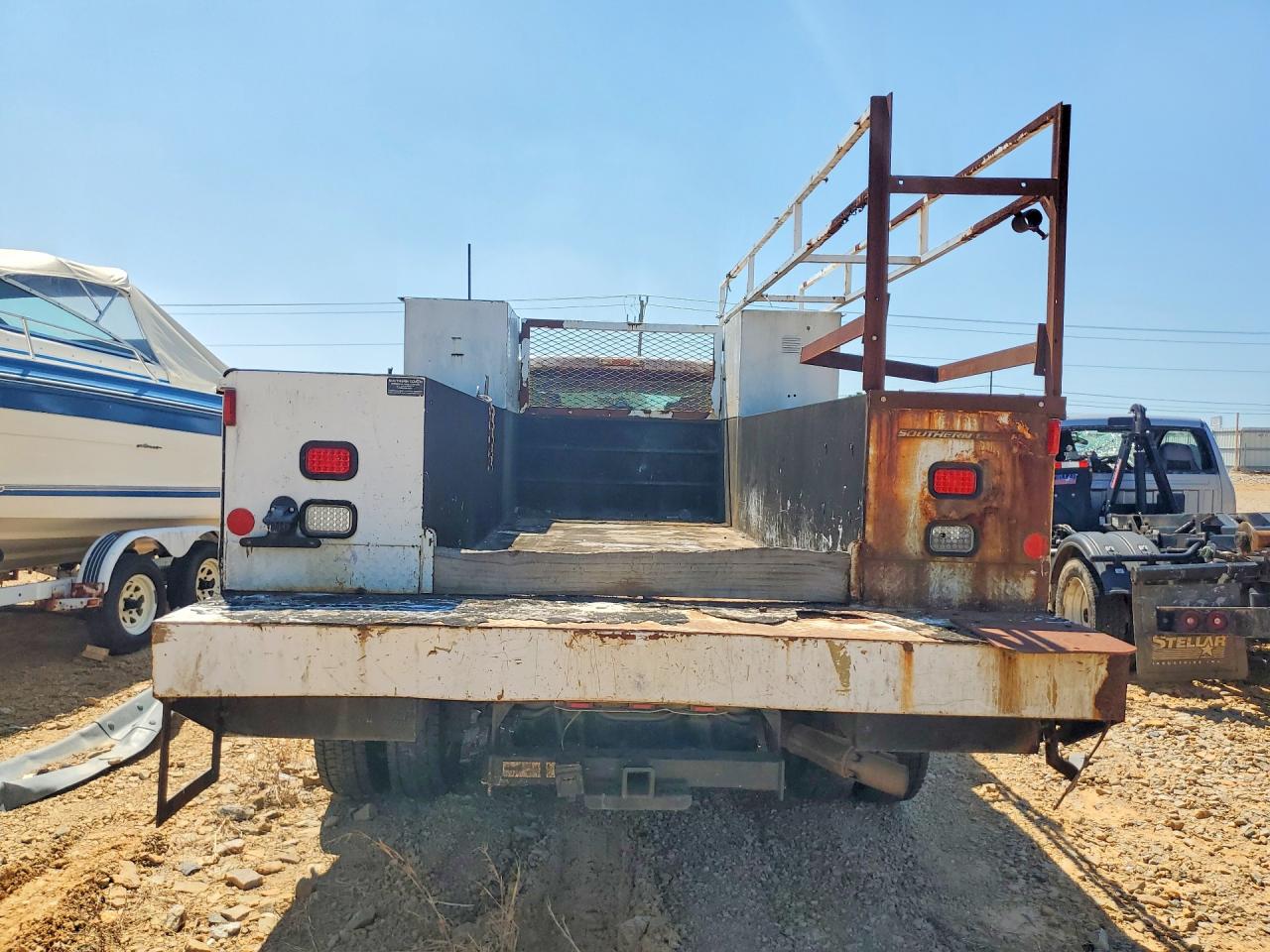 2012 FORD F550