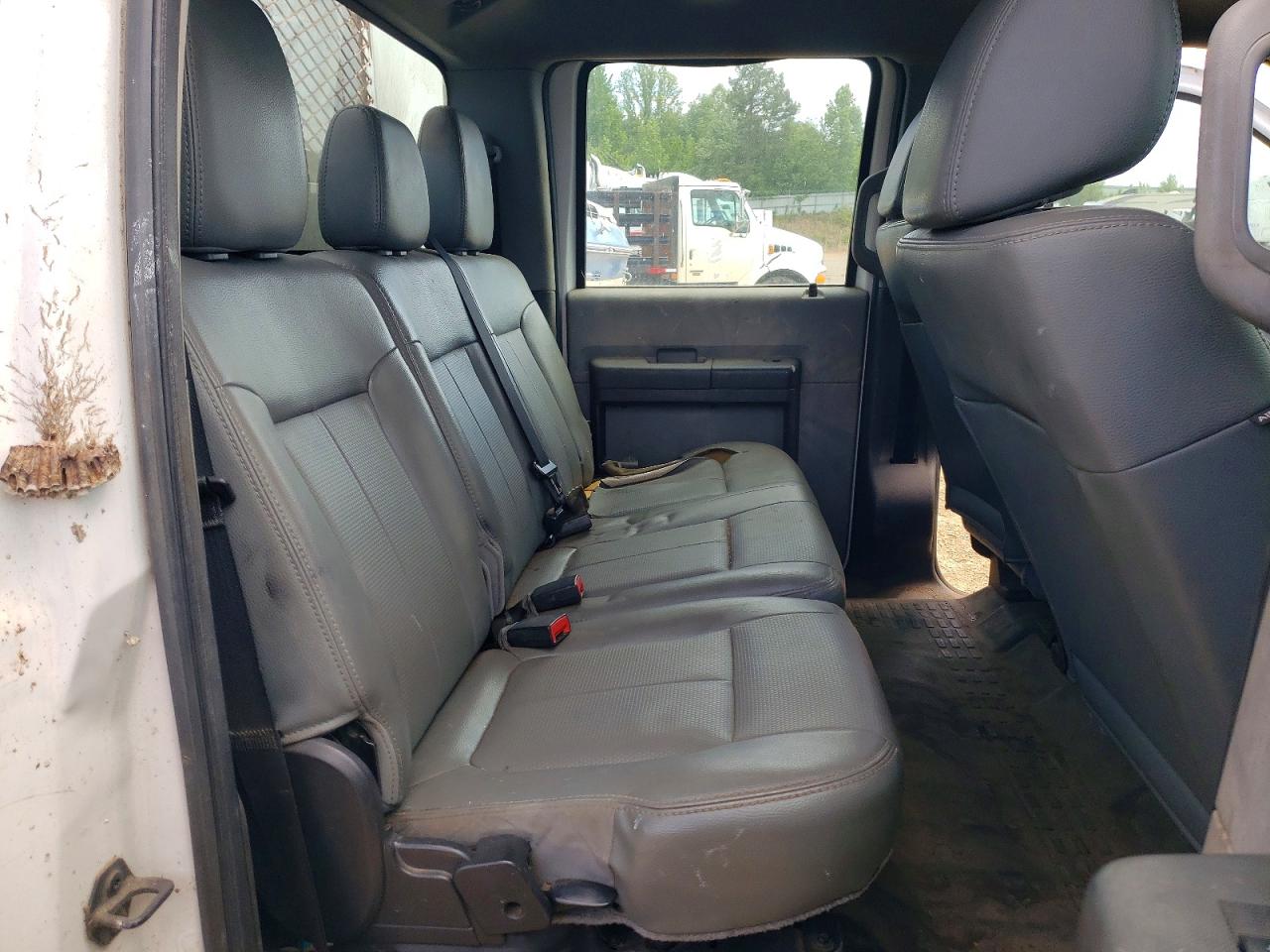 2012 FORD F550