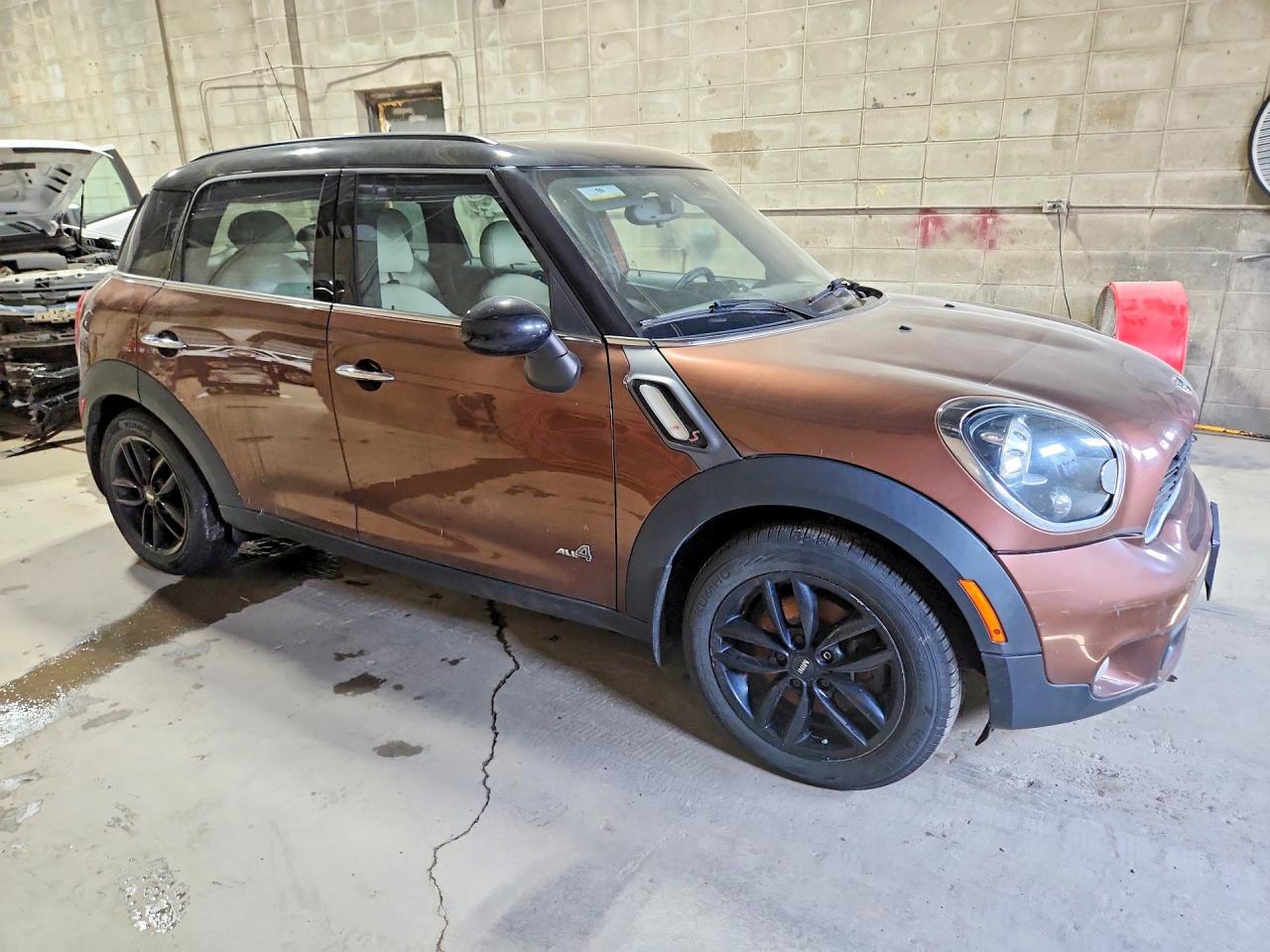 2014 MINI COOPER