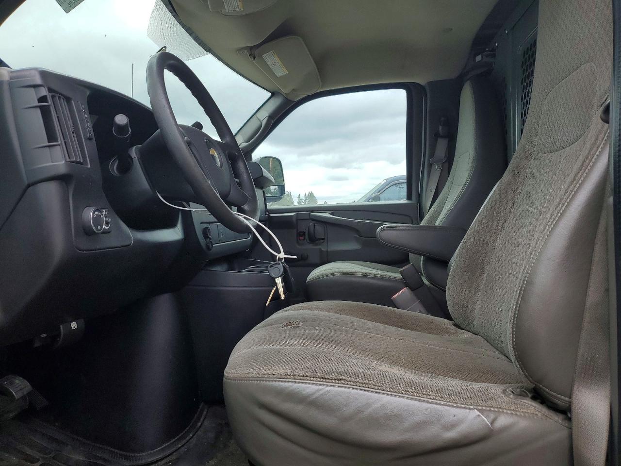 2010 CHEVROLET EXPRESS