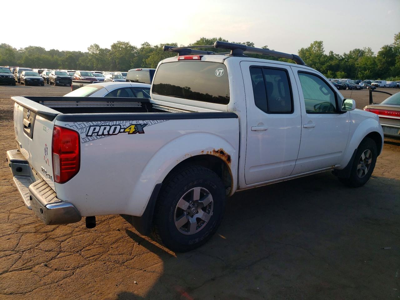 2013 NISSAN FRONTIER