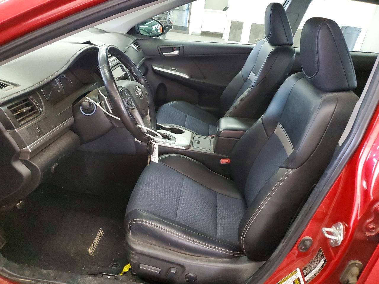 2012 TOYOTA CAMRY