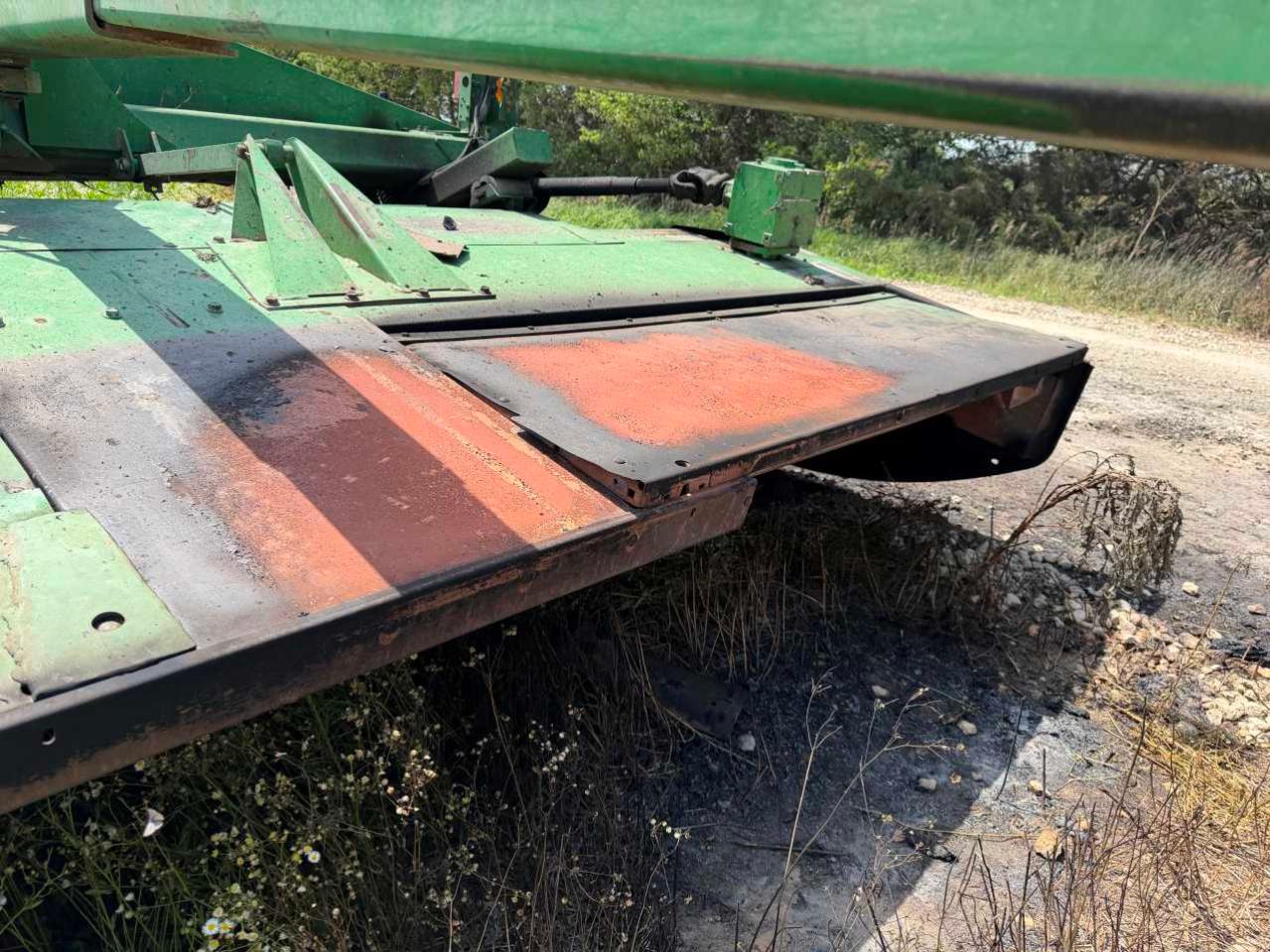 2010 JOHN DEER INDUSTRIAL