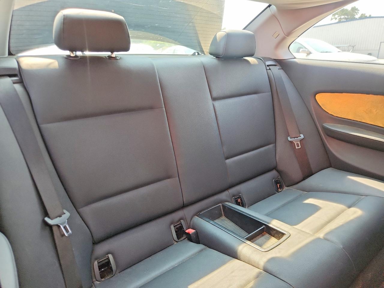 2010 BMW 1 SERIES