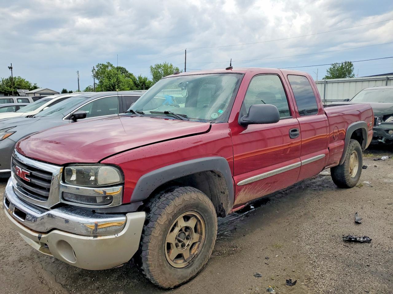 2004 GMC SIERRA