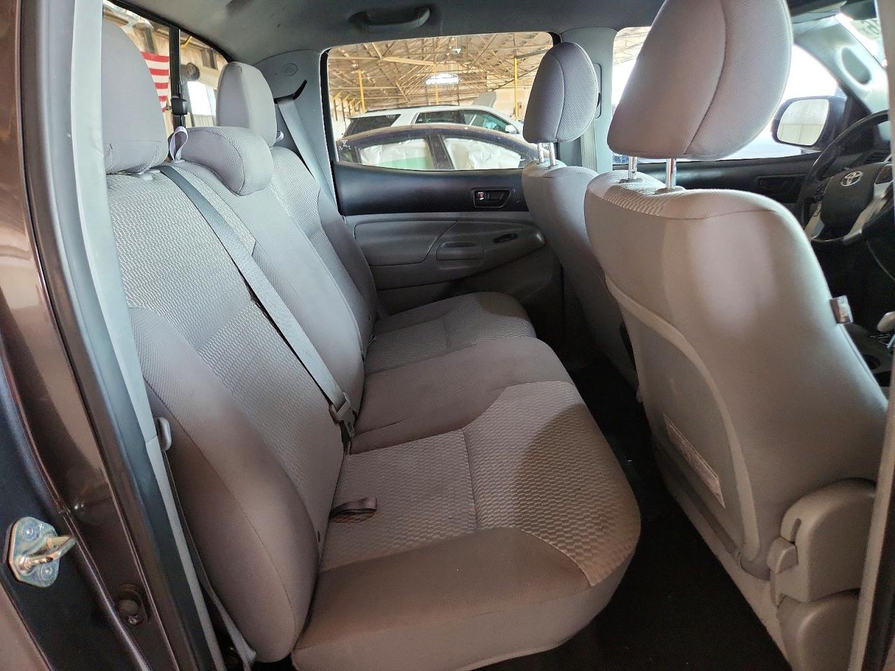 2015 TOYOTA TACOMA