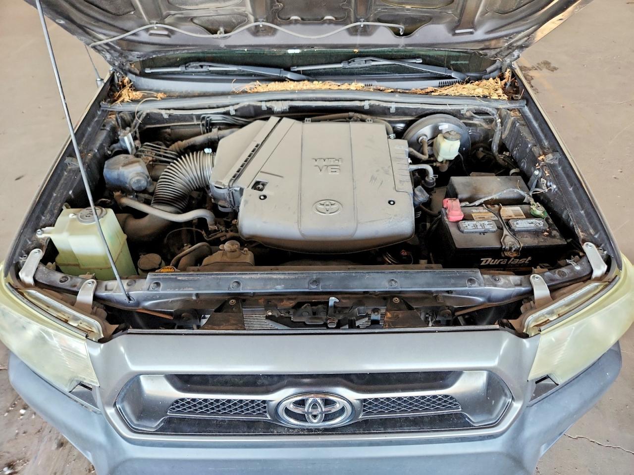 2015 TOYOTA TACOMA
