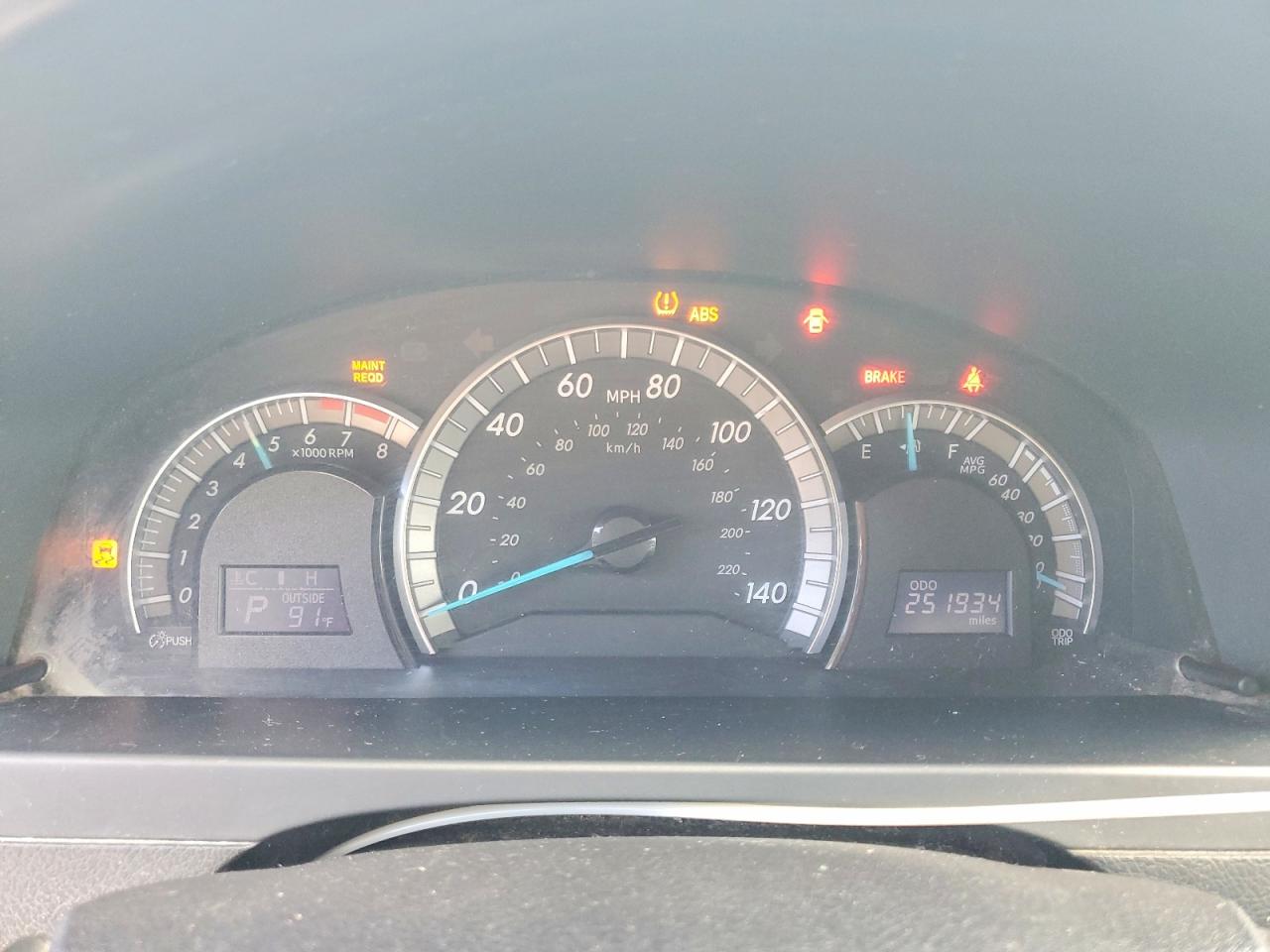 2014 TOYOTA CAMRY