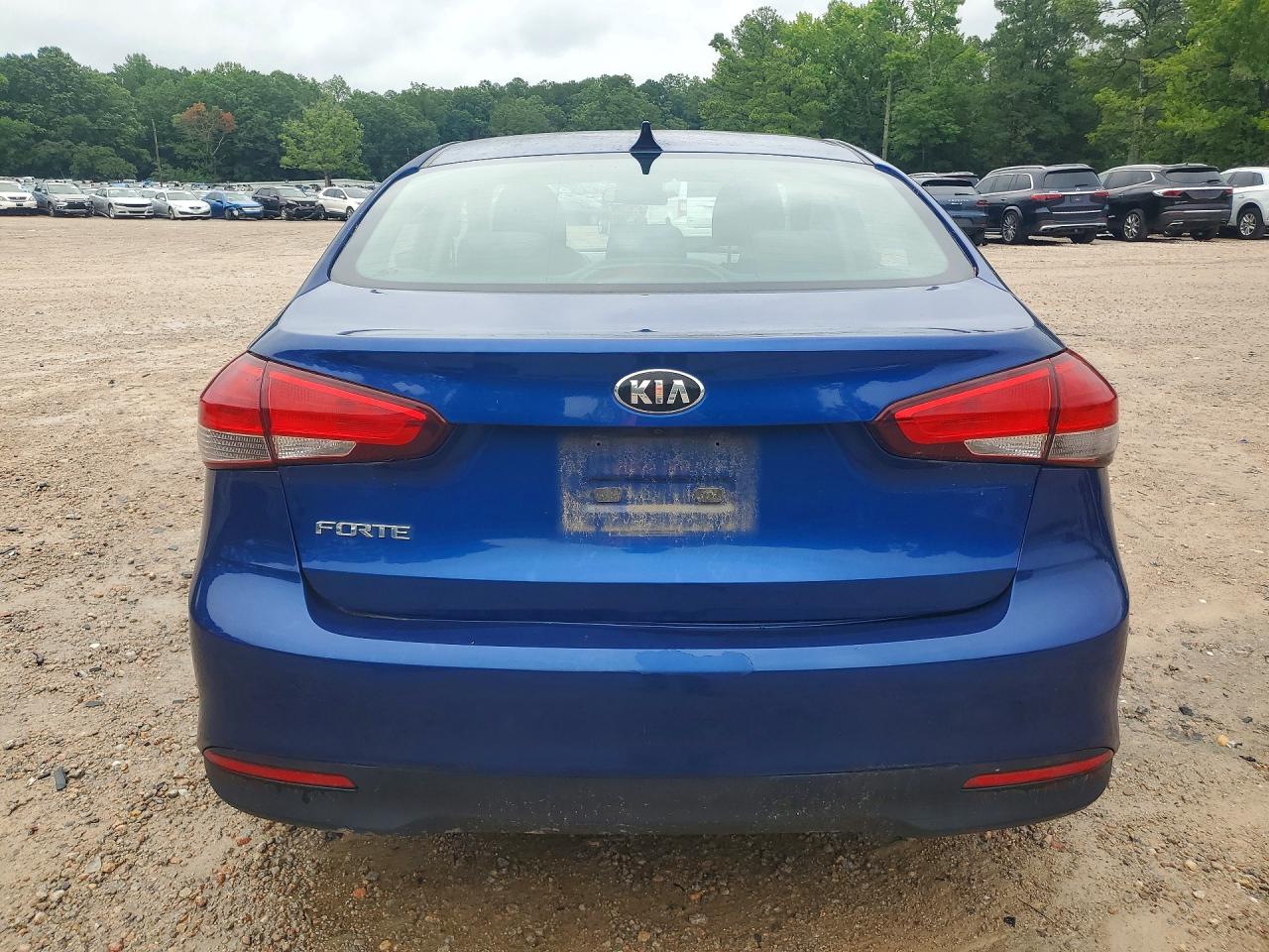 2017 KIA FORTE