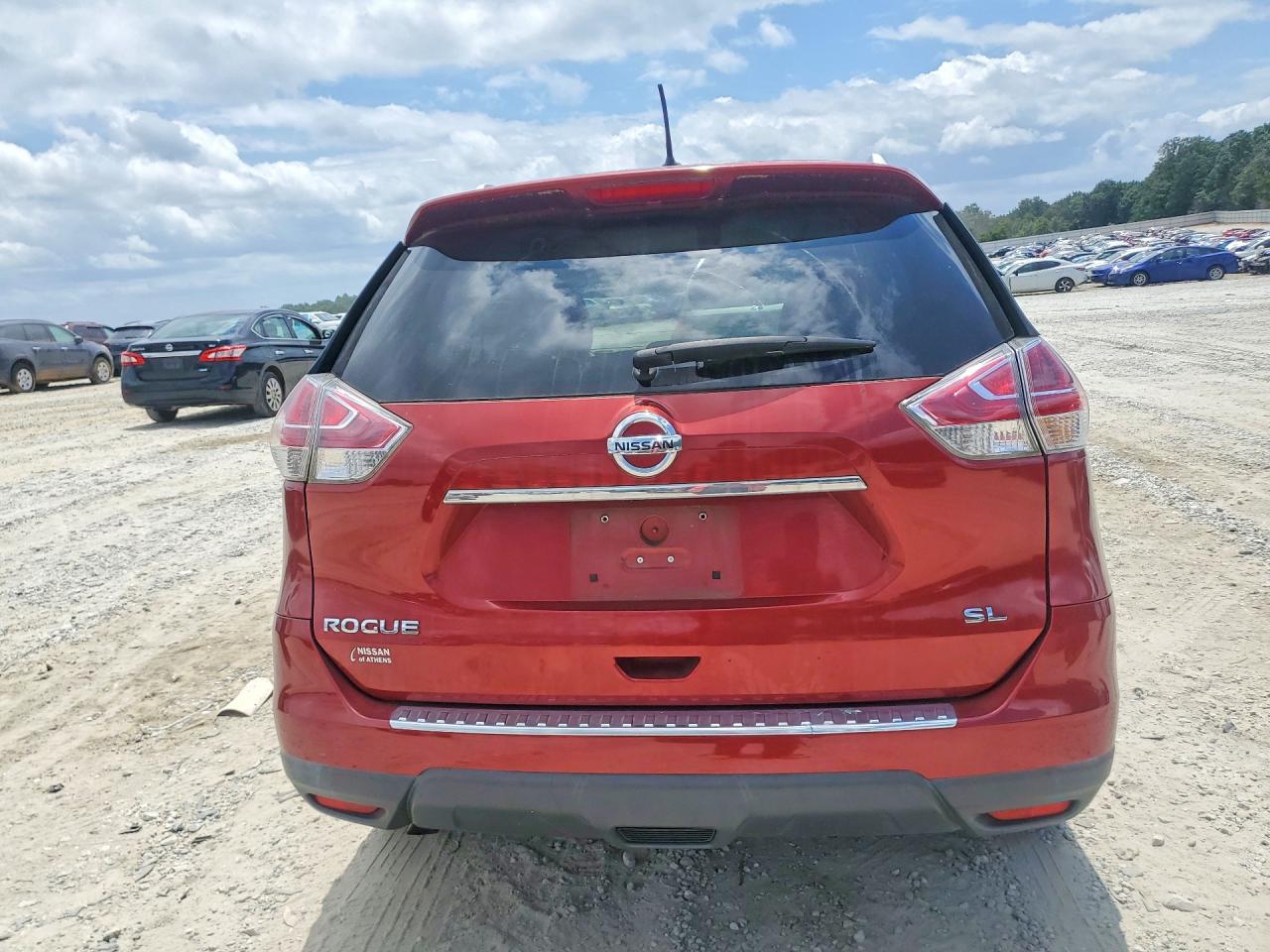 2015 NISSAN ROGUE