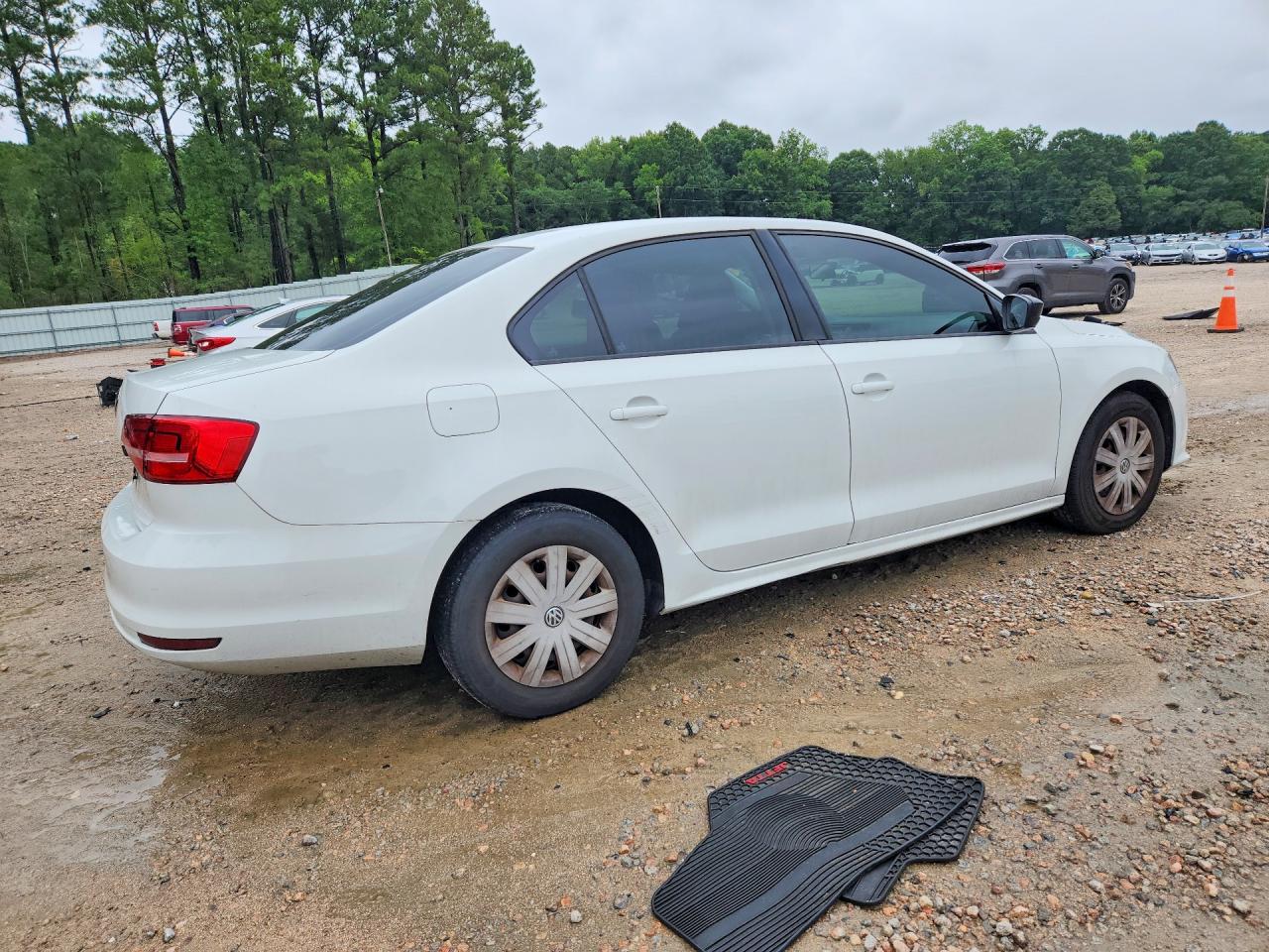2015 VOLKSWAGEN JETTA