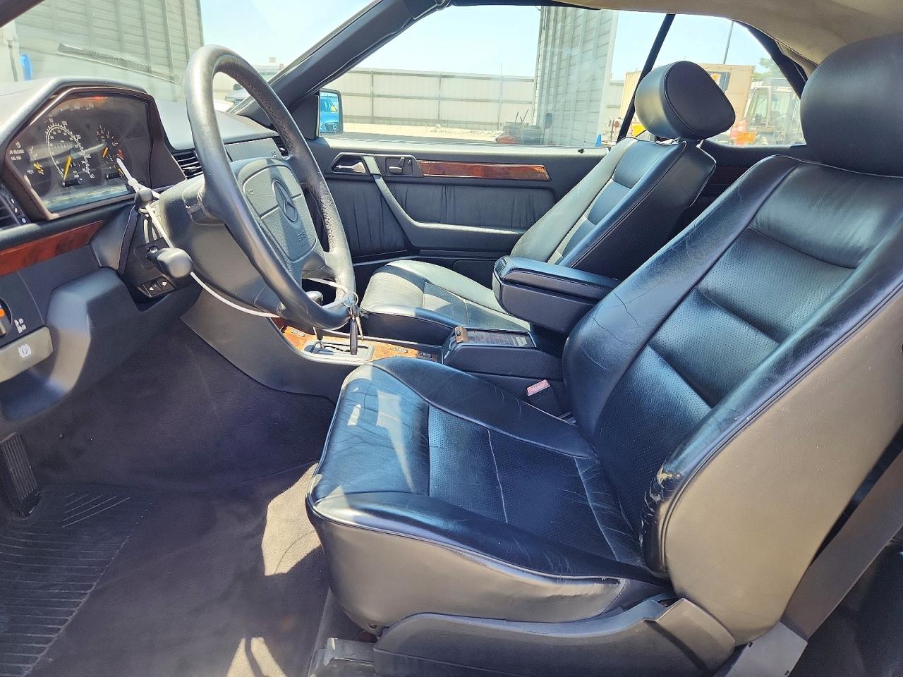 1995 MERCEDES-BENZ E-CLASS