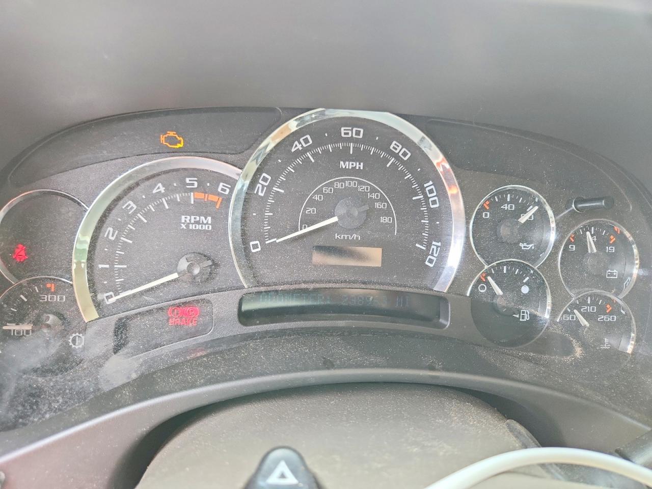 2005 CADILLAC ESCALADE