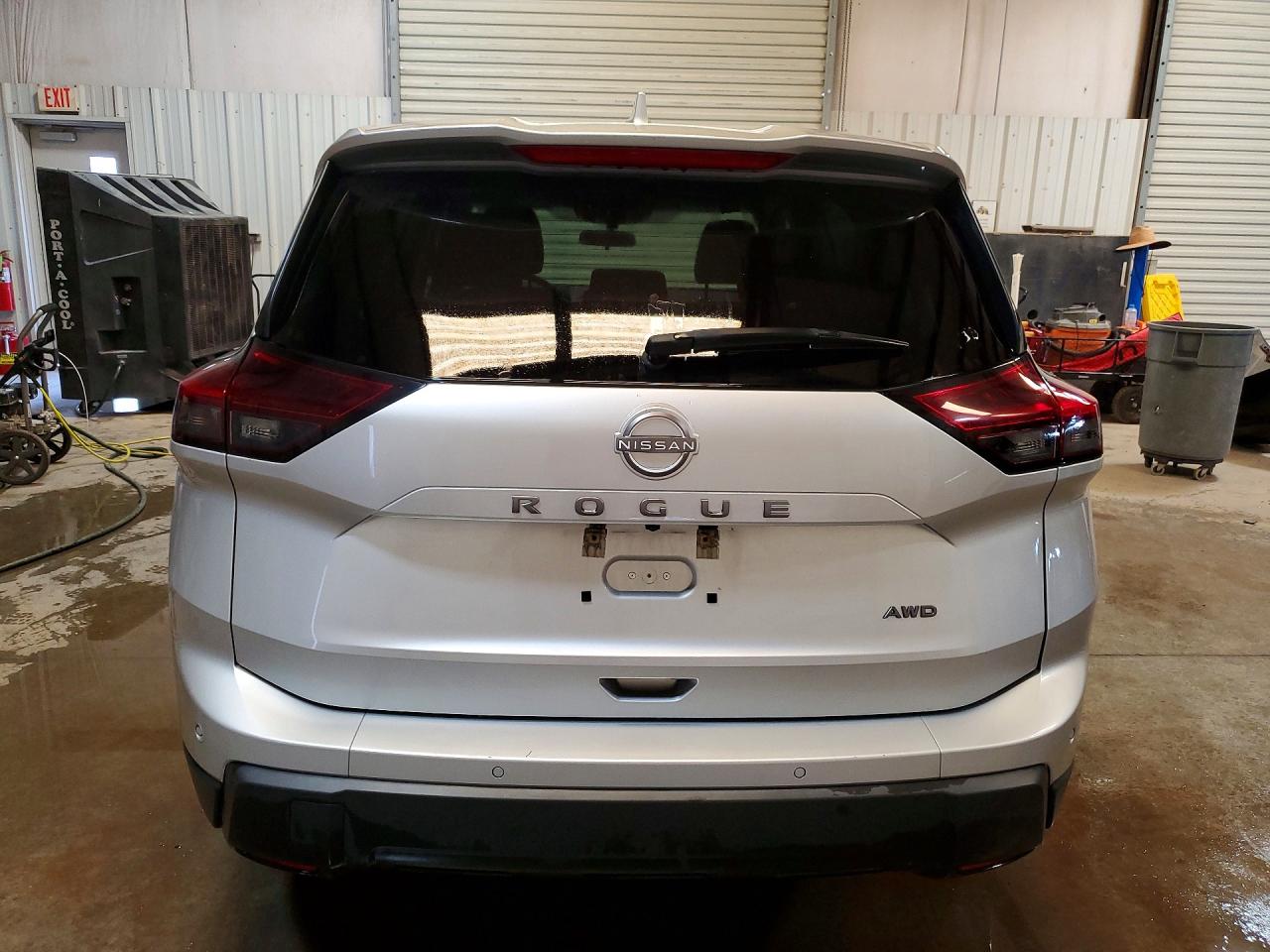 2025 NISSAN ROGUE