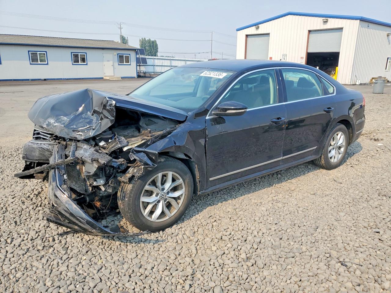 2016 VOLKSWAGEN PASSAT