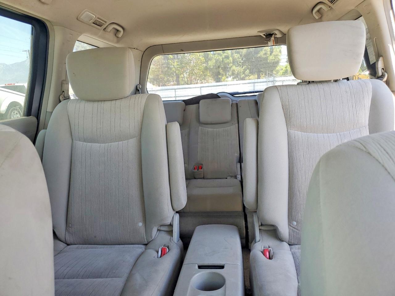 2012 NISSAN QUEST