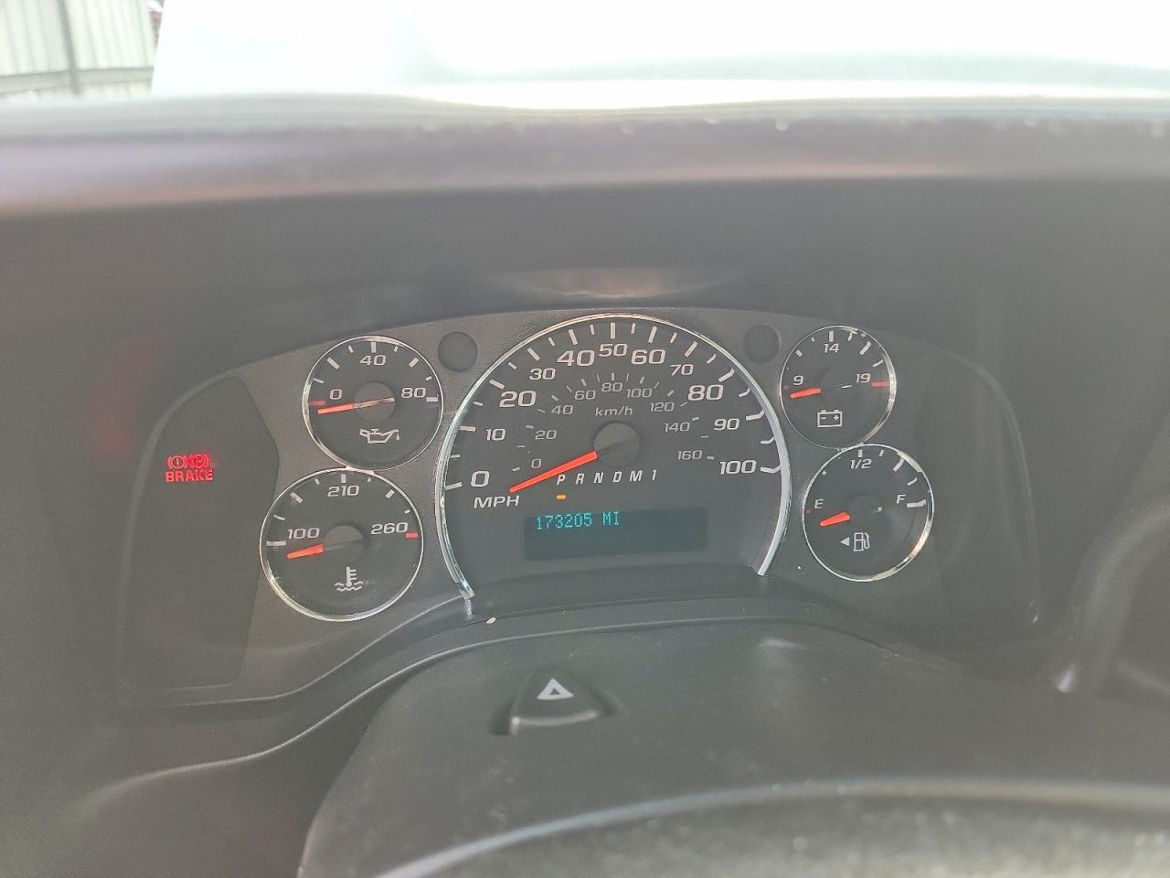 2011 CHEVROLET EXPRESS