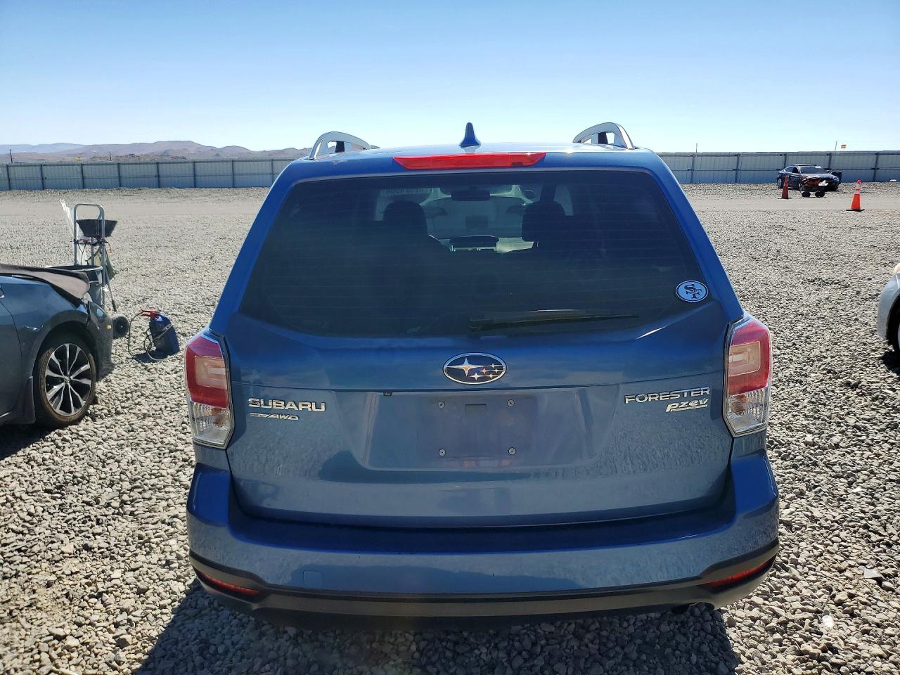 2017 SUBARU FORESTER