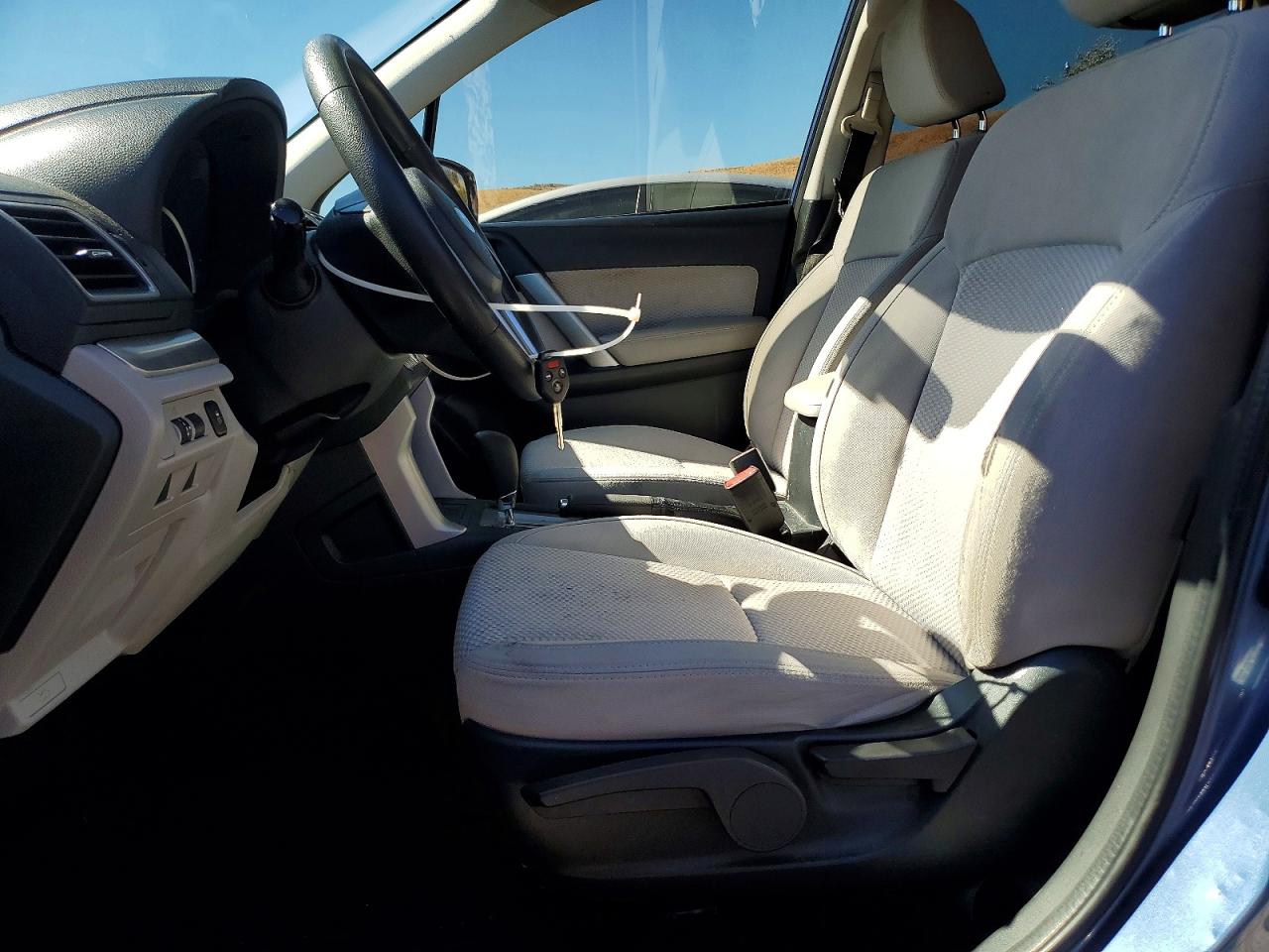 2017 SUBARU FORESTER