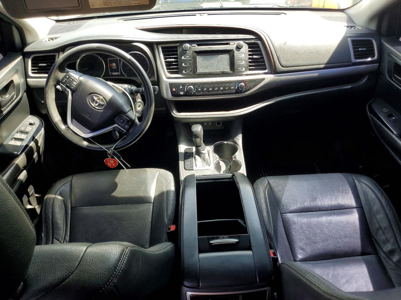 2017 TOYOTA HIGHLANDER